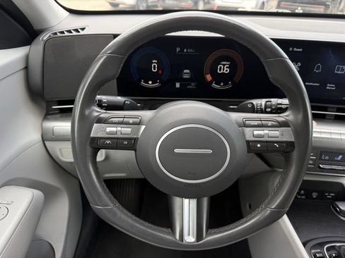 Used 2024 Hyundai Kona SEL AWD/4WD image 12