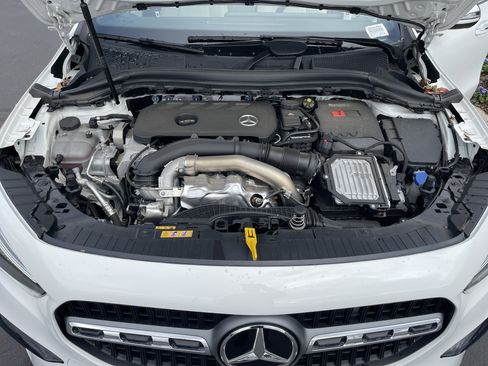 Certified 2025 Mercedes-Benz GLA 250 image 36