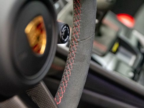 Used 2022 Porsche 911 GT3 RWD image 17