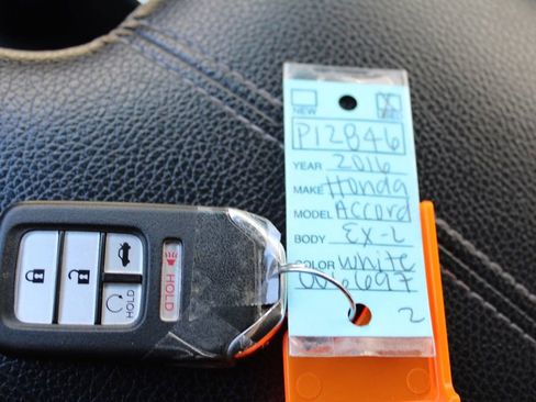 Used 2016 Honda Accord EX-L image 29