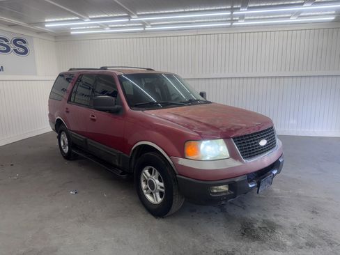 Used 2003 Ford Expedition XLT image 3