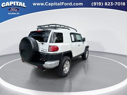Used 2010 Toyota FJ Cruiser 4WD image 8
