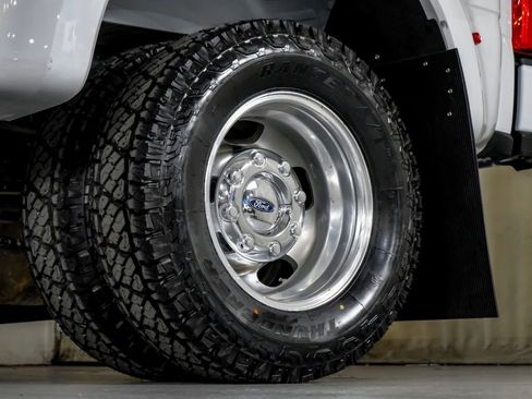 Used 2024 Ford F350 Lariat w/ FX4 Off-Road Package image 54