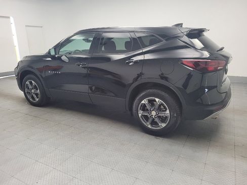 Used 2025 Chevrolet Blazer LT FWD image 3