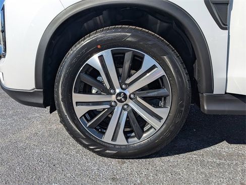 Used 2026 Mitsubishi Outlander Sport ES image 32