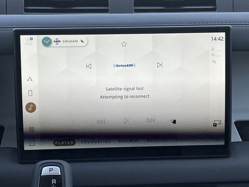 New 2025 Land Rover Defender 110 S image 23