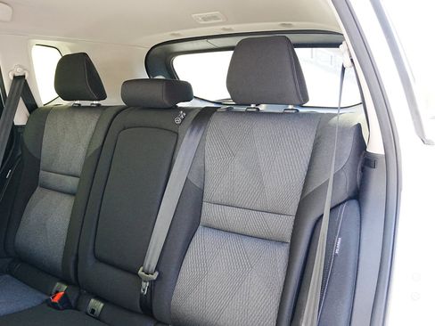 Used 2024 Nissan Rogue SV image 14