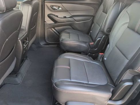 Certified 2023 Chevrolet Traverse RS FWD image 25