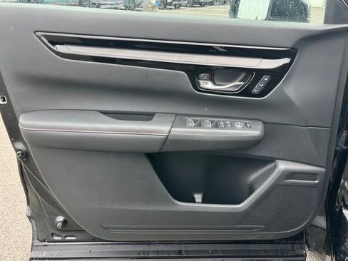 Used 2025 Honda CR-V Sport Touring image 16