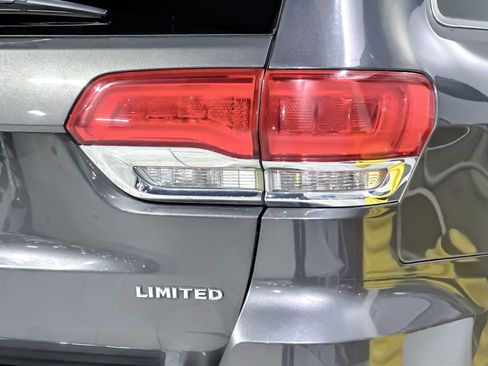 Used 2015 Jeep Grand Cherokee Limited image 12