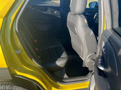 Certified 2023 Chevrolet TrailBlazer ACTIV w/ Sun and Liftgate Package image 11