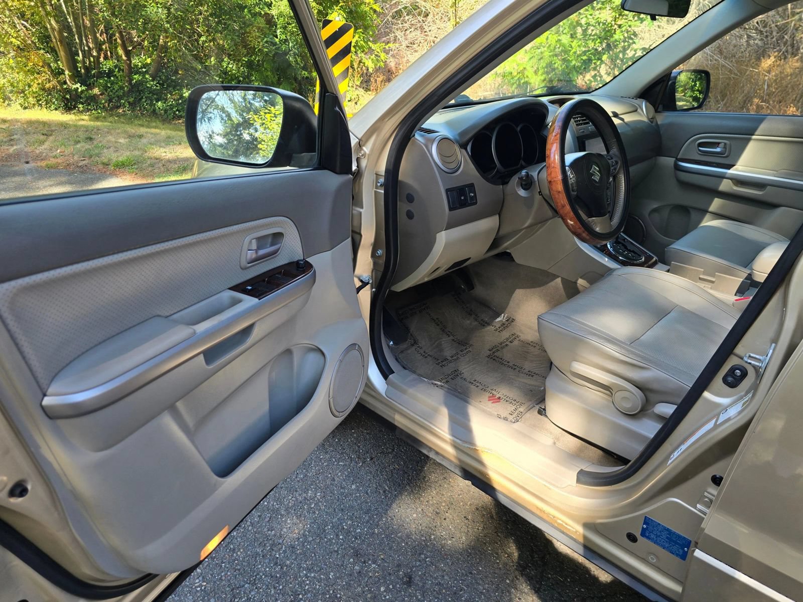 Used 2007 Suzuki Grand Vitara Luxury AWD/4WD image 19