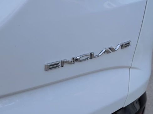 Used 2019 Buick Enclave Essence FWD image 33