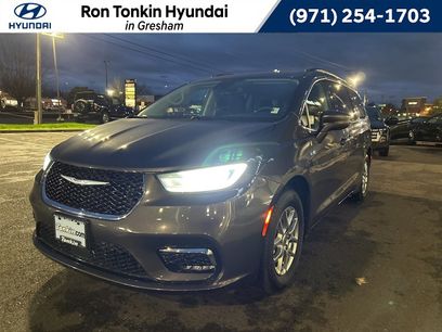 Used 2021 Chrysler Pacifica Touring