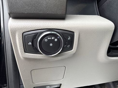 Used 2020 Ford F250 XL w/ STX Appearance Package image 19