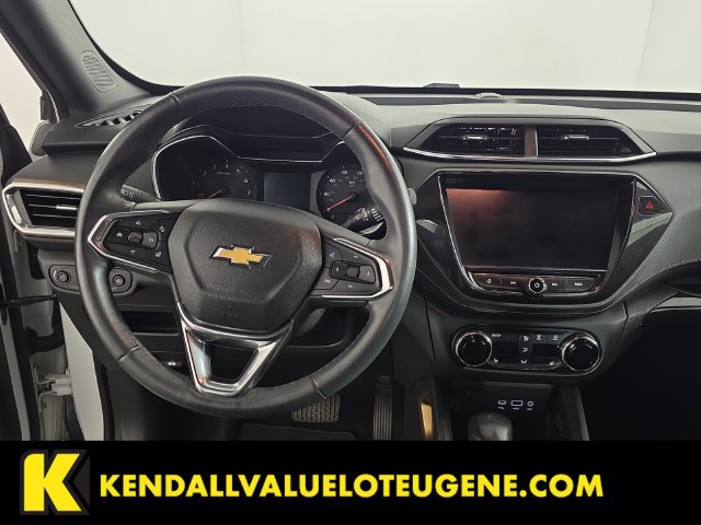 Used 2023 Chevrolet TrailBlazer ACTIV w/ Sun and Liftgate Package AWD/4WD image 12