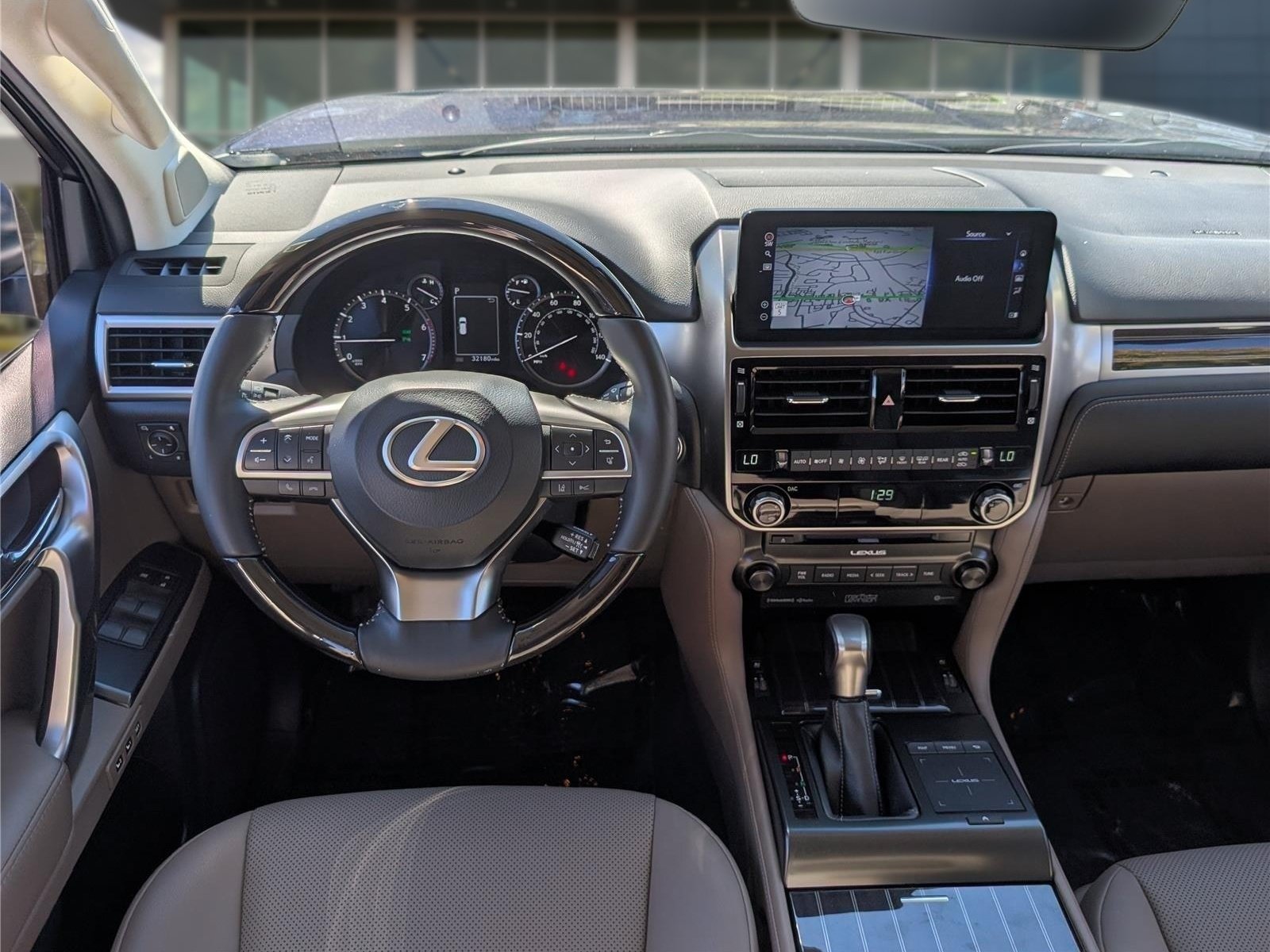 Certified 2022 Lexus GX 460 Premium w/ Accessory Package AWD/4WD image 18