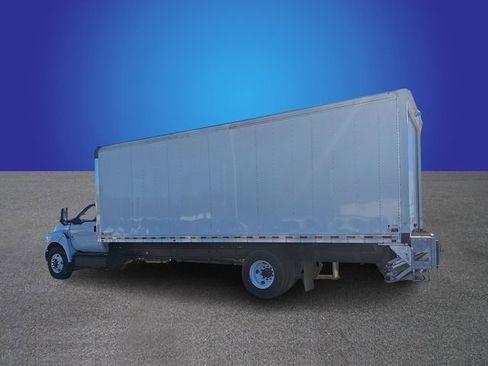 Used 2023 Ford F650 2WD Regular Cab Super Duty image 7