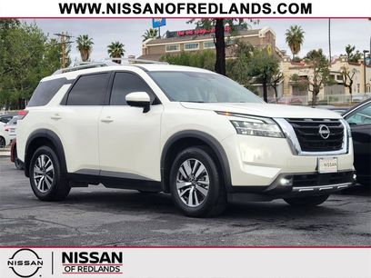 Certified 2022 Nissan Pathfinder SL
