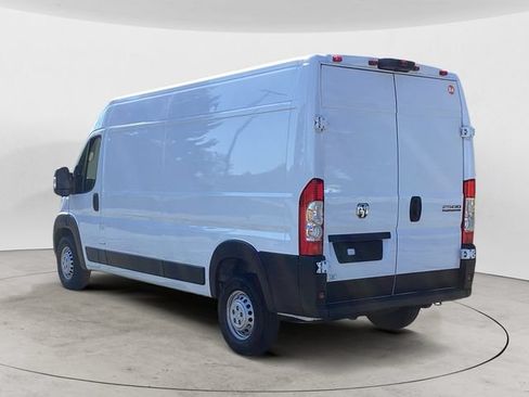Used 2026 RAM ProMaster 2500 w/ Convenience Group FWD image 3