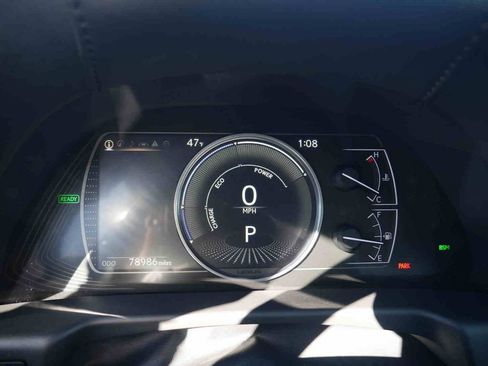 Used 2019 Lexus ES 300h w/ Premium Package image 42