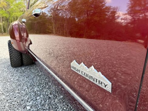 Used 2016 Chevrolet Silverado 3500 High Country w/ Duramax Plus Package image 9