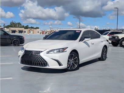 Used 2024 Lexus ES 300h w/ Premium Package