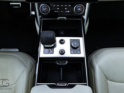 Used 2023 Land Rover Range Rover SE AWD/4WD image 27