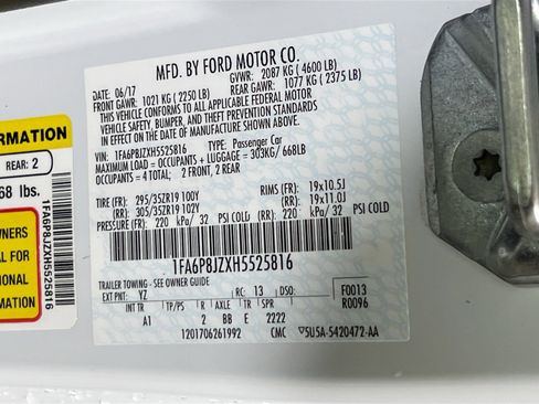 Used 2017 Ford Mustang Shelby GT350 w/ Electronics Package image 29