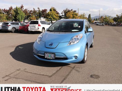 Used 2013 Nissan Leaf SV w/ LED & Quick Charge Pkg FWD image 1