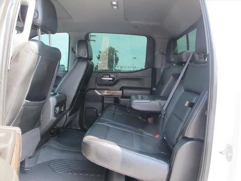 Used 2020 Chevrolet Silverado 1500 RST AWD/4WD image 16