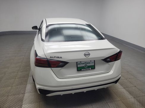 Used 2023 Nissan Altima 2.5 S FWD image 5