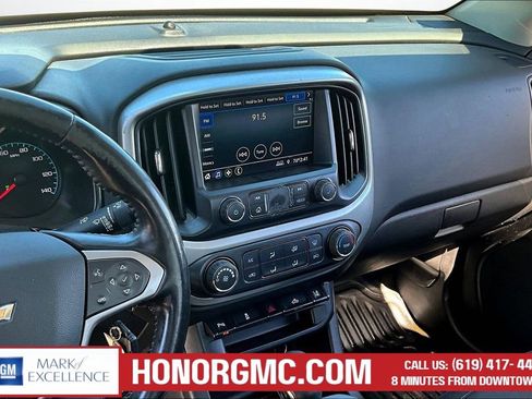 Used 2022 Chevrolet Colorado LT w/ Fleet Safety Package AWD/4WD image 10