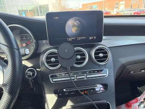 Used 2019 Mercedes-Benz GLC 300 4MATIC image 7