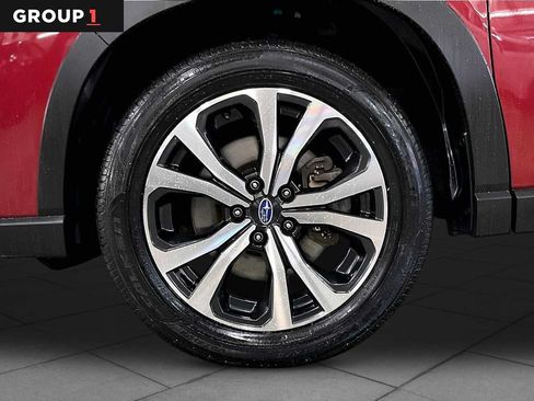 Certified 2024 Subaru Forester Limited AWD/4WD image 11