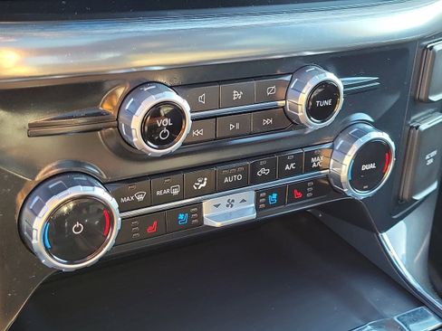 Used 2023 Ford F150 Lariat w/ Equipment Group 502A High image 29