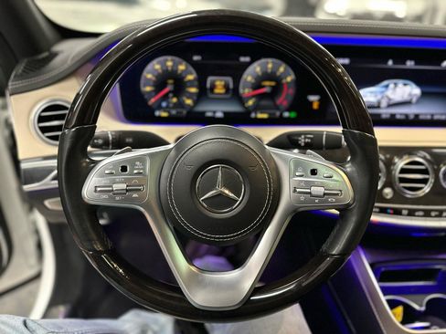 Used 2020 Mercedes-Benz S 560 4MATIC Sedan w/ AMG Line Exterior image 19