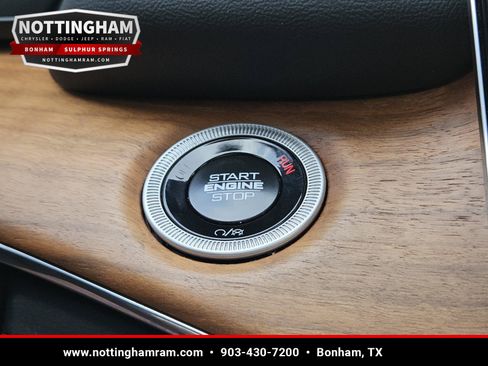 Used 2025 Jeep Grand Cherokee L Summit AWD/4WD image 18