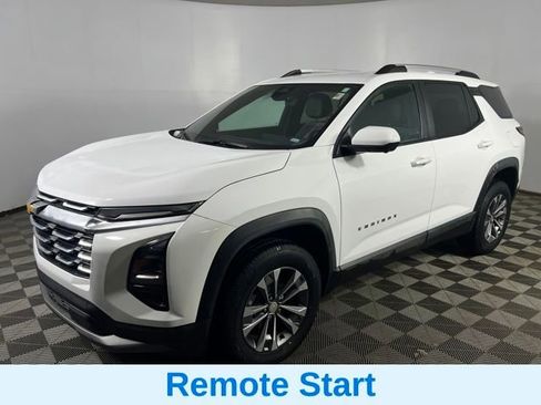 Used 2025 Chevrolet Equinox LT w/ Convenience Package II image 14