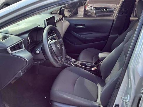 Used 2021 Toyota Corolla LE FWD image 6