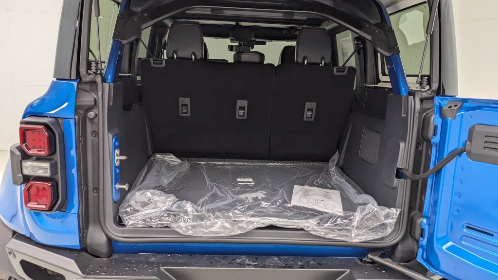 New 2026 Ford Bronco Raptor w/ Interior Carbon Fiber Pack AWD/4WD image 6