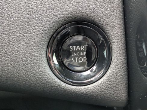 New 2026 Nissan Armada Platinum image 40