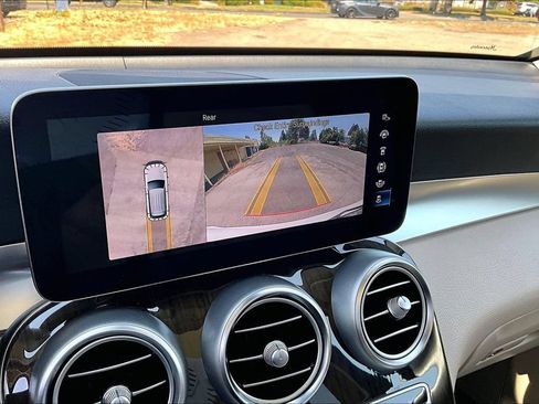 Used 2022 Mercedes-Benz GLC 300 image 29