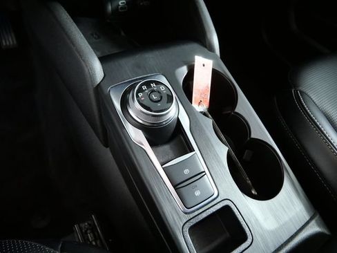 Certified 2024 Ford Escape Platinum AWD/4WD image 20