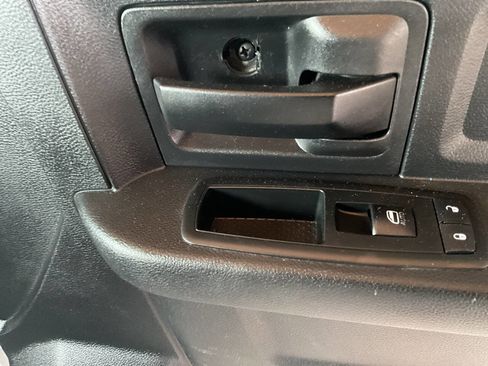 Used 2014 RAM 2500 Tradesman w/ Chrome Appearance Group AWD/4WD image 31