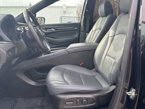 Used 2023 Buick Enclave Essence w/ Experience Buick Package image 38