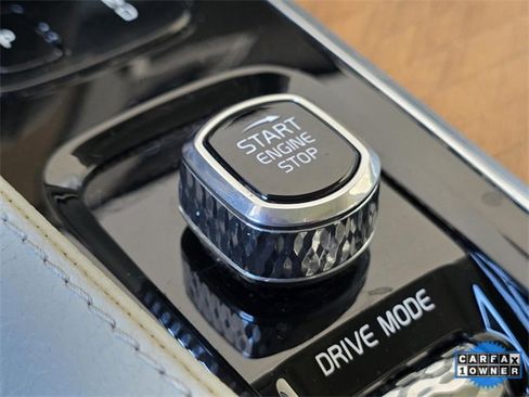 Used 2021 Volvo XC90 T8 Inscription Expression w/ Climate Package image 21