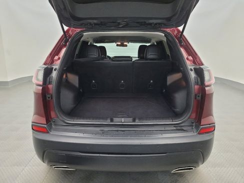 Used 2019 Jeep Cherokee Latitude Plus w/ Cold Weather Group image 29