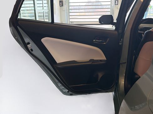 Used 2016 Toyota Prius Four Touring w/ Premium Convenience Package image 27