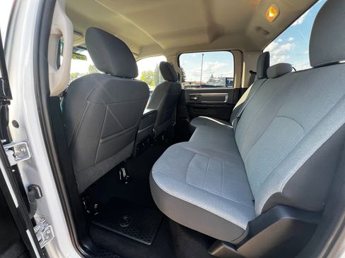 Used 2021 RAM 1500 Classic SLT image 20